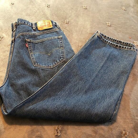 Levi’s 550 Tapered Fit Jeans Men’s Size 42X30.   L - Picture 1 of 6